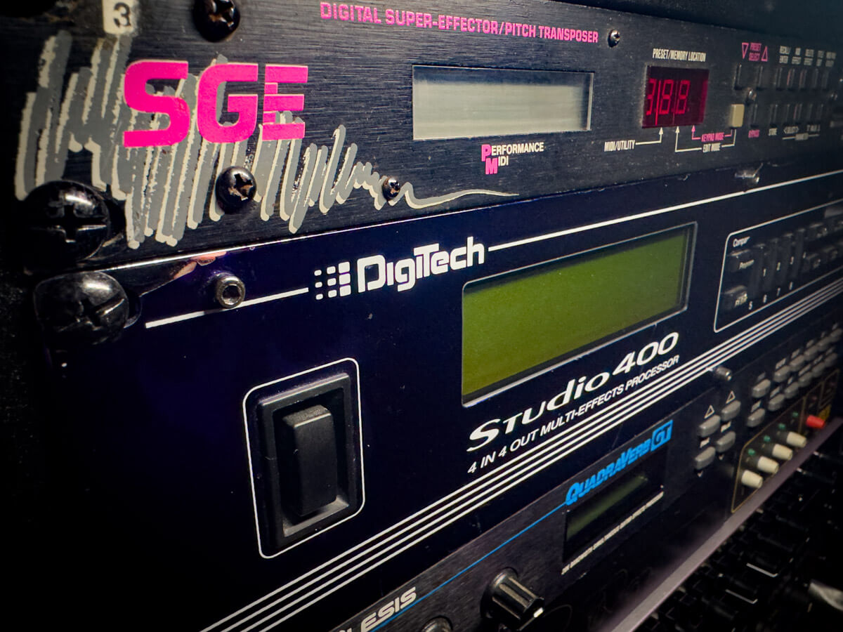 Gear : Digitech S400
