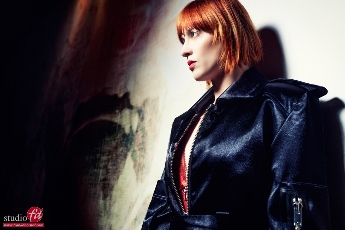 Get better portraits by simply walking around your model