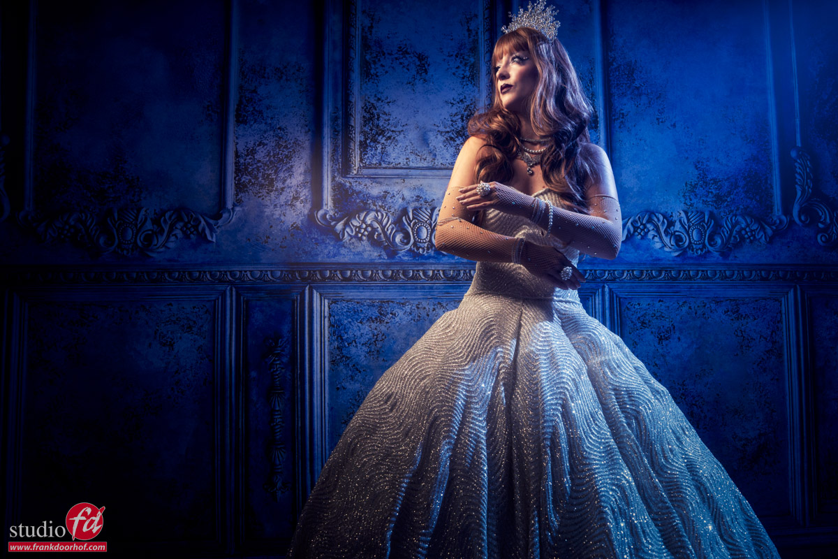 Digital Classroom: Glitter and Glamour with a royal tint 